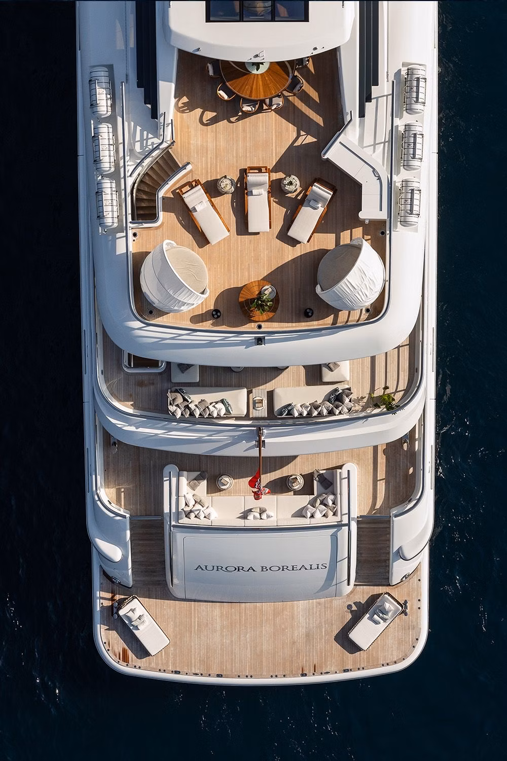 2028 Azimut S8 