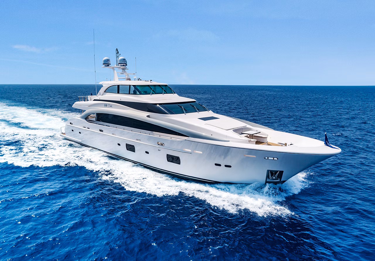 2030 FishYachts2 sail 23 
